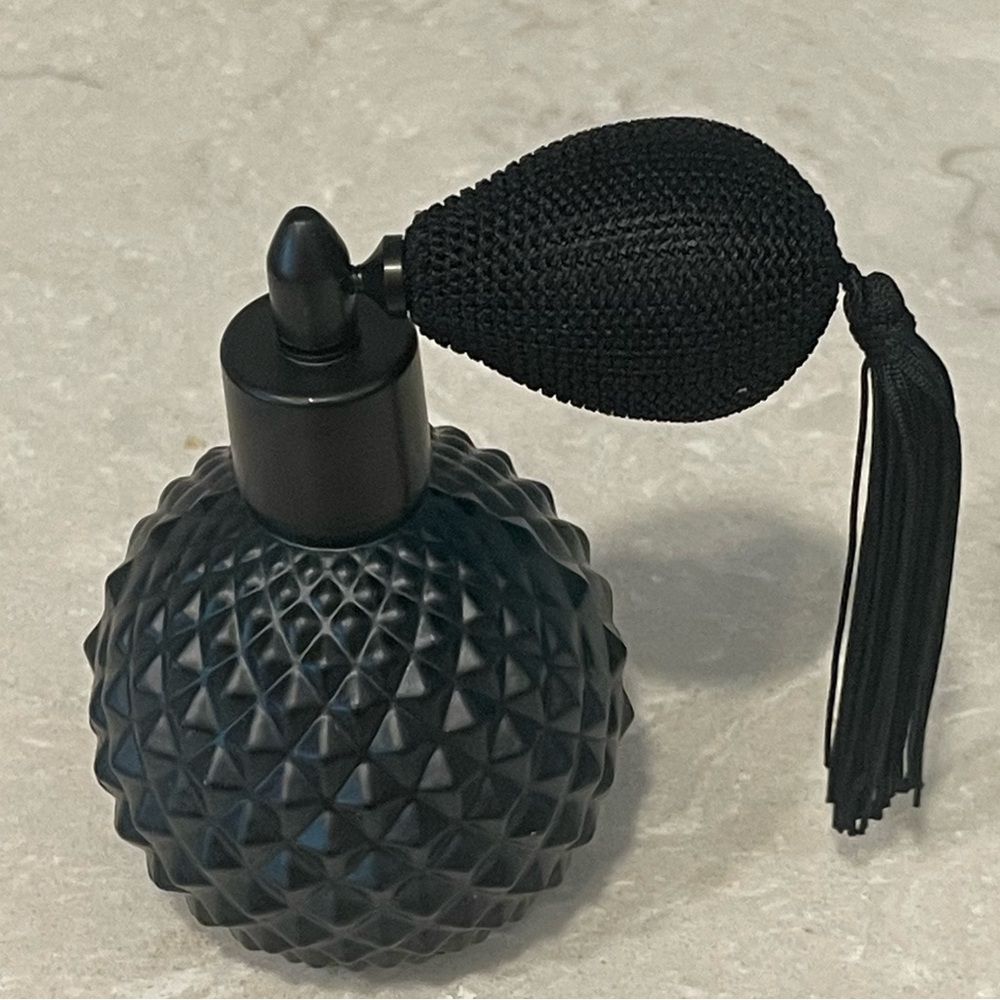 NEW functional & fillable Vintage inspired atomizer perfume bottle  Great Gift!